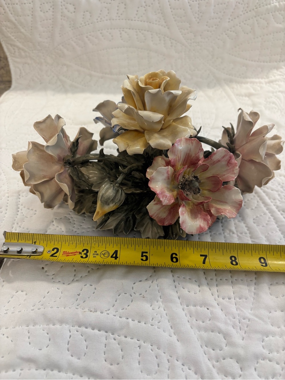 Vintage F.lli Mollica Capodimonte porcelain flower bouquet